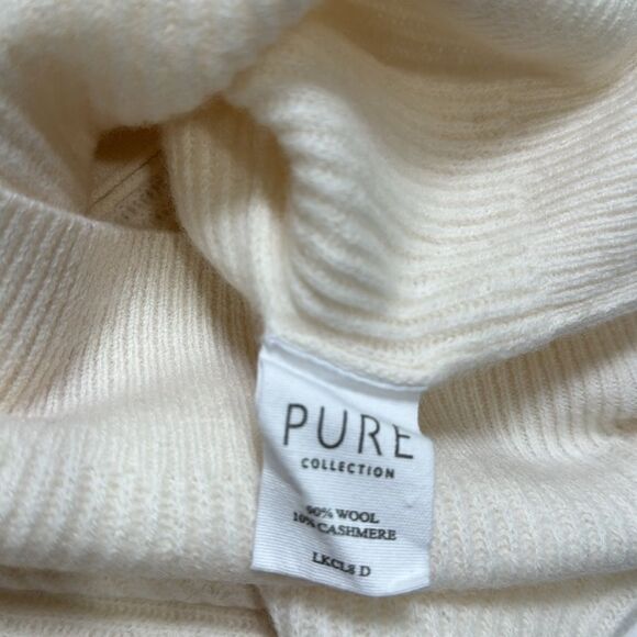 PURE COLLECTION RIBBED V-NECK CARDIGAN. SOFT WHITE - Picture 6 of 6